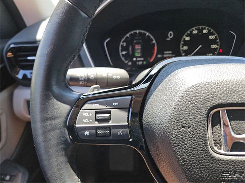 Used 2023 Honda Pilot EX-L image 23