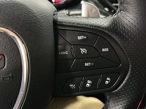 Used 2024 Dodge Durango GT AWD/4WD image 11