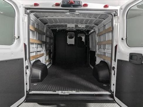 Used 2025 RAM ProMaster 2500 w/ U-Haul Equipment Group FWD image 16