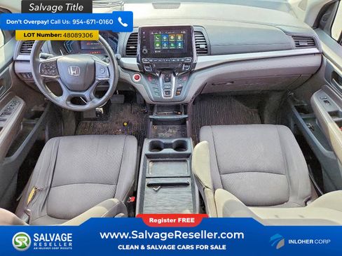 Used 2018 Honda Odyssey EX image 11