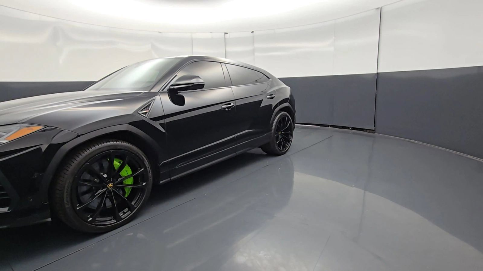 Used 2022 Lamborghini Urus AWD/4WD image 80