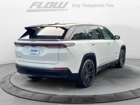 New 2025 Jeep Wagoneer S Launch Edition image 7