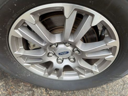 Certified 2018 Ford F150 Lariat image 10