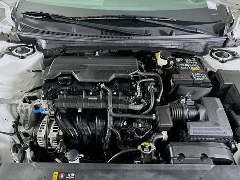 Used 2025 Kia K4 LXS image 31