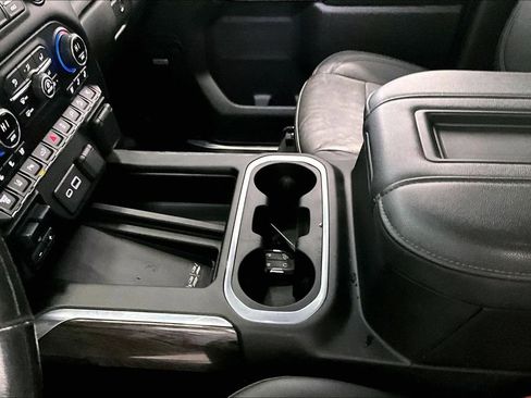 Used 2021 Chevrolet Silverado 2500 LTZ w/ LTZ Plus Package image 19