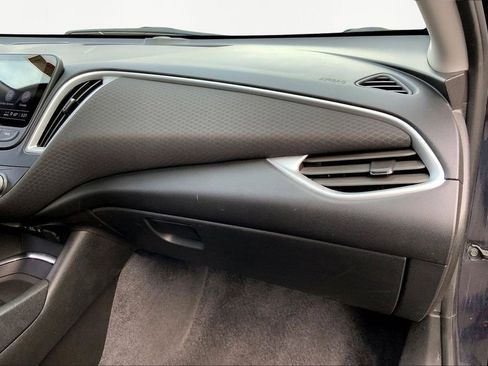 Used 2023 Chevrolet Malibu LT image 18