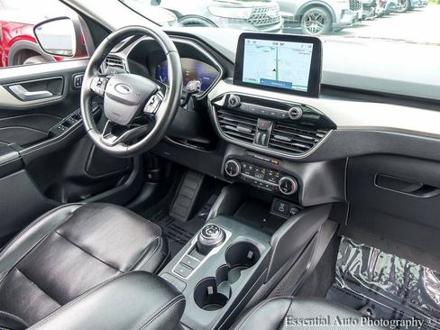 Used 2022 Ford Escape SEL w/ Technology Package AWD/4WD image 28