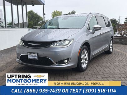 Used 2020 Chrysler Pacifica Limited w/ Advanced Safetytec Group