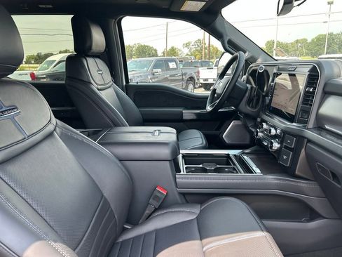 New 2025 Ford F250 Platinum w/ FX4 Off-Road Package image 30