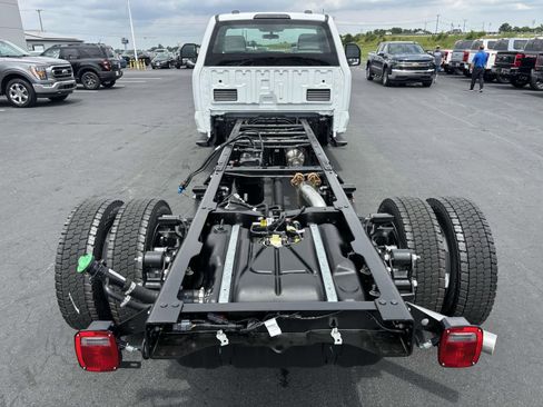 New 2025 Ford F550 XL image 26