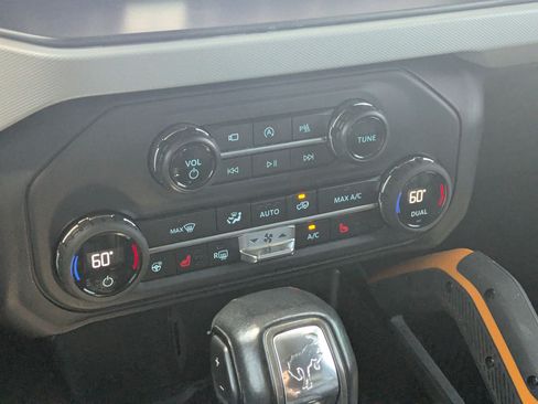Certified 2023 Ford Bronco Badlands AWD/4WD image 25