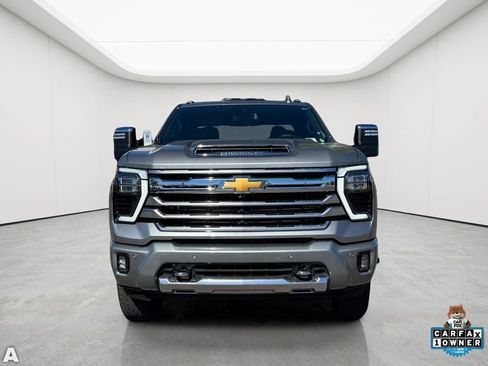 Used 2025 Chevrolet Silverado 3500 High Country AWD/4WD image 9