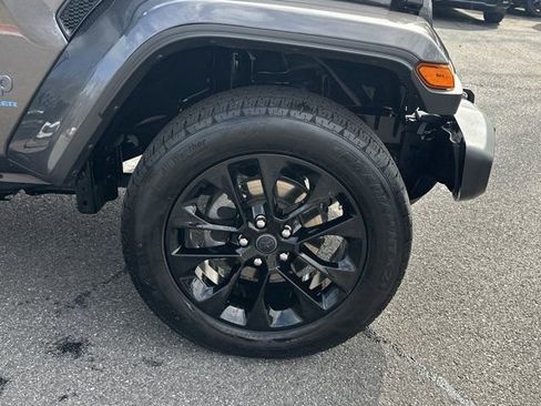 Certified 2025 Jeep Wrangler Unlimited Sahara w/ Safety Group image 14