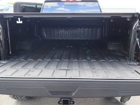 Used 2024 GMC Sierra 3500 Denali Ultimate AWD/4WD image 16