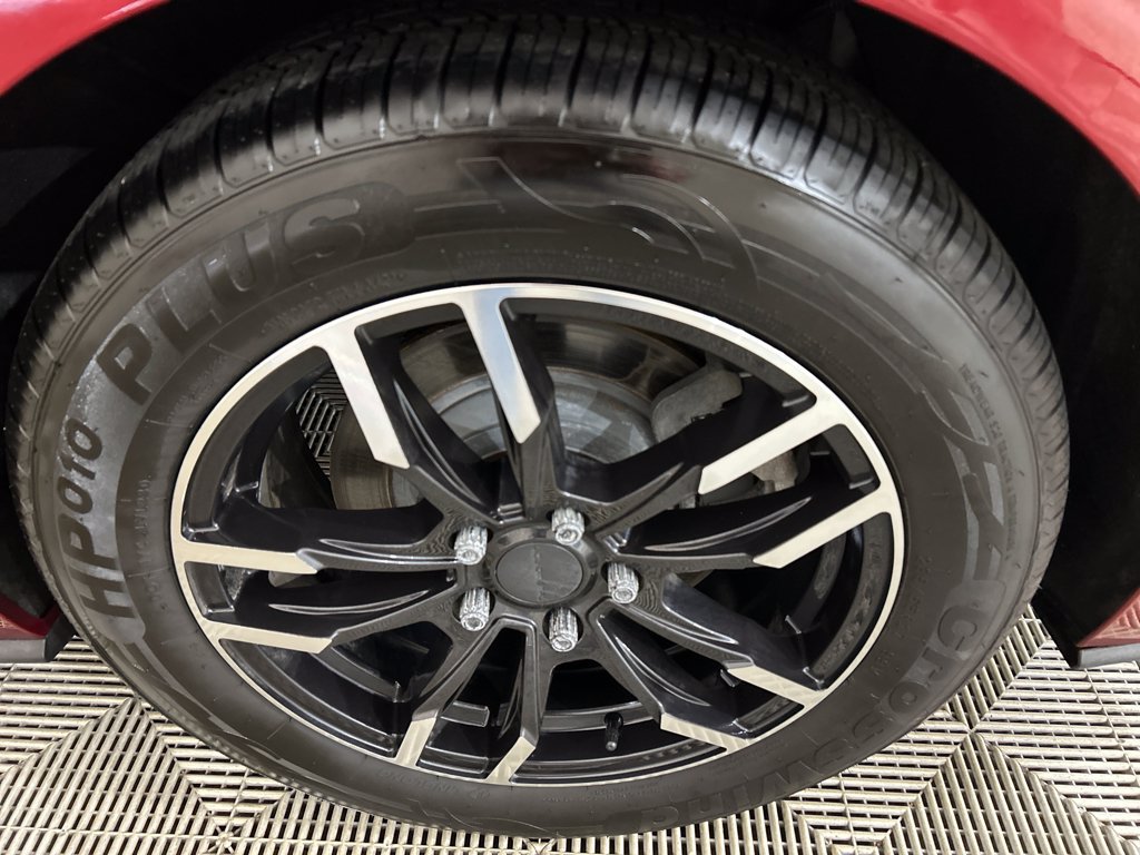 Used 2019 Ford Mustang Coupe RWD image 10