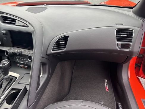 Used 2019 Chevrolet Corvette Z06 w/ Battery Protection Package image 24