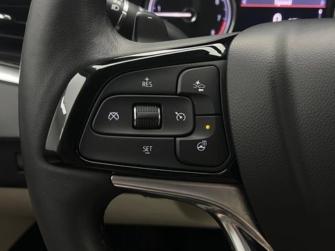 Used 2023 Buick Enclave Essence FWD image 23