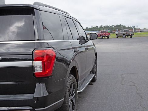 Used 2022 Ford Expedition XLT RWD image 22