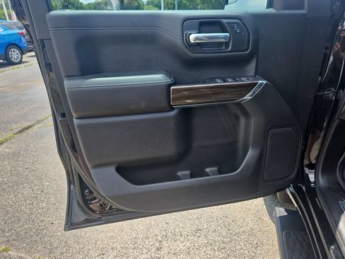 Used 2021 Chevrolet Silverado 1500 LT w/ Bed Protection Package AWD/4WD image 11