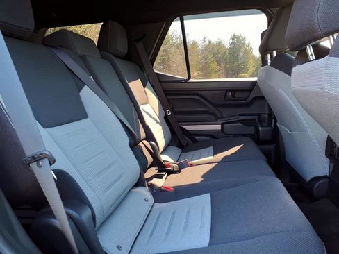 Certified 2025 Toyota 4Runner TRD Off-Road image 12