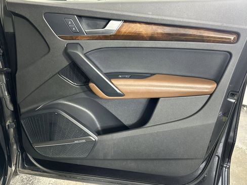 Used 2018 Audi Q5 Prestige w/ Prestige Package image 35