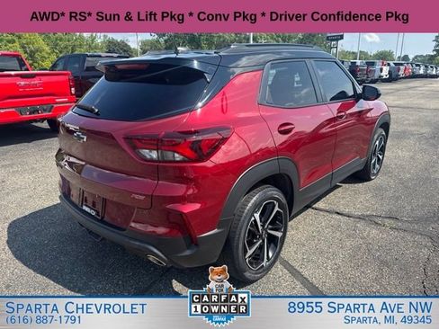 Used 2022 Chevrolet TrailBlazer RS w/ Sun and Liftgate Package AWD/4WD image 3