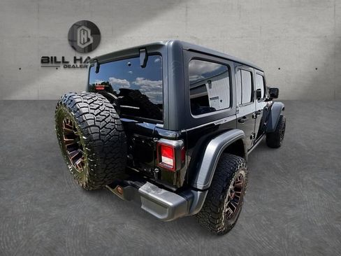 Used 2019 Jeep Wrangler Unlimited Rubicon w/ Cold Weather Group AWD/4WD image 5
