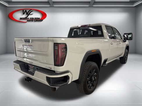 New 2026 GMC Sierra 2500 AT4 image 6