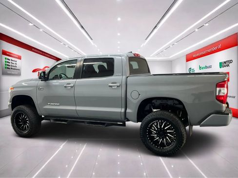 Used 2020 Toyota Tundra Limited w/ Limited Premium Package image 5