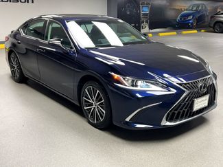 Certified 2025 Lexus ES 350 w/ Premium Package FWD video 1
