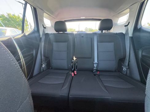Used 2024 GMC Terrain SLE FWD image 37