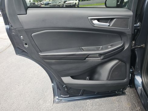 Used 2024 Ford Edge SE AWD/4WD image 16