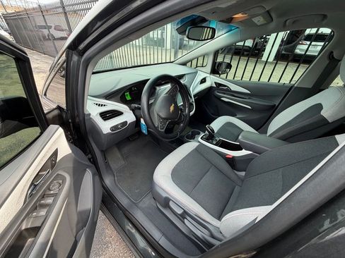 Used 2017 Chevrolet Bolt LT FWD image 14