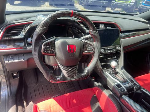 Used 2019 Honda Civic Type R image 18