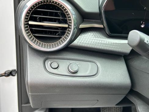 Used 2024 Chevrolet Trax ACTIV w/ Driver Confidence Package image 24