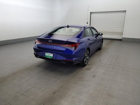 Used 2023 Hyundai Elantra SEL w/ Convenience Package FWD image 9
