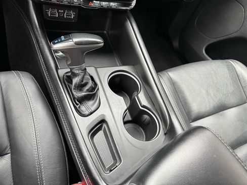 Used 2021 Dodge Durango SXT image 24