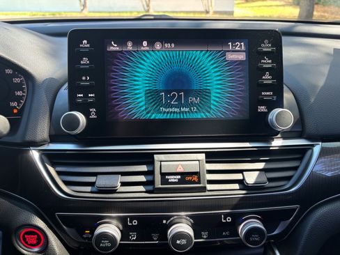 Used 2018 Honda Accord Sport image 22