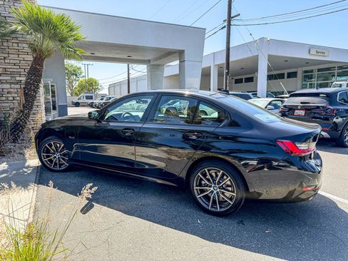 Used 2022 BMW 330e w/ Driving Assistance Package RWD image 4
