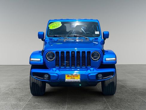 Used 2023 Jeep Wrangler Unlimited Sahara AWD/4WD image 8