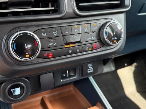 Used 2023 Ford Maverick Lariat w/ Lariat Luxury Package FWD image 29