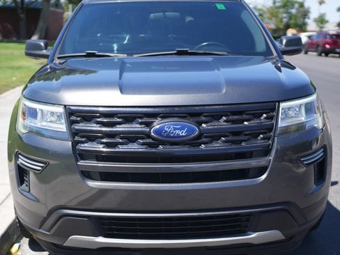 Used 2018 Ford Explorer XLT FWD image 21