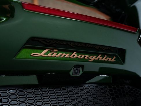 Used 2021 Lamborghini Sian Roadster image 46