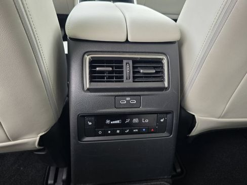 Used 2024 MAZDA CX-90 Plug-In Hybrid w/ Premium Plus AWD/4WD image 25