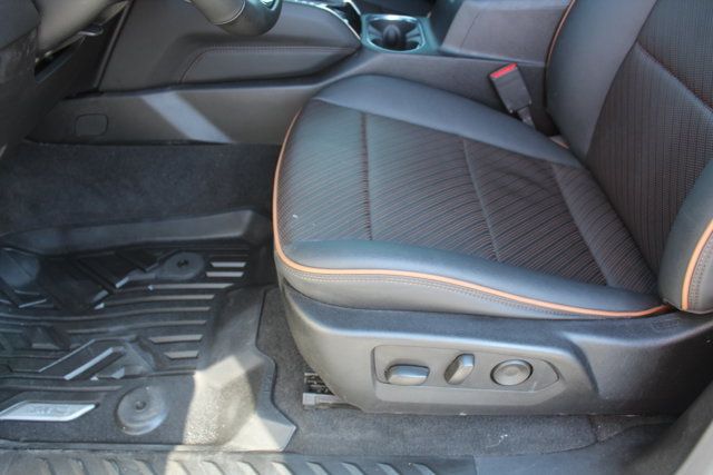 Used 2026 GMC Canyon AT4 w/ Technology Plus Package AWD/4WD image 35