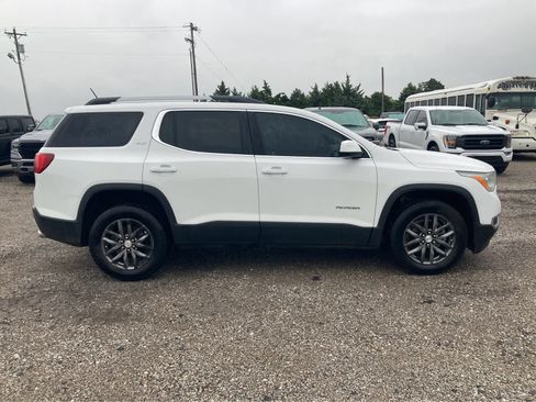 Used 2018 GMC Acadia SLT FWD image 9