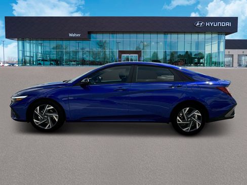 New 2025 Hyundai Elantra Sport image 5