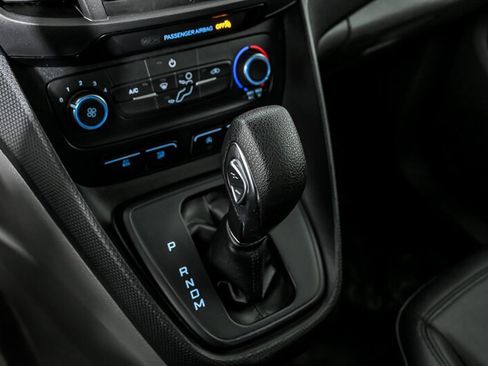 Used 2020 Ford Transit Connect XL FWD image 27