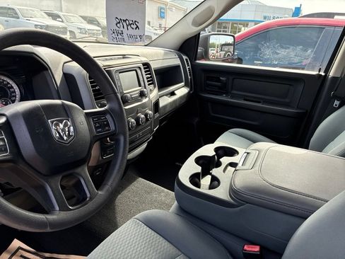 Used 2019 RAM 1500 Express w/ Express Value Package AWD/4WD image 11