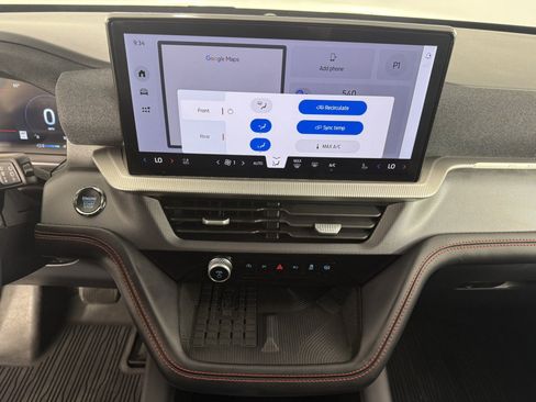 Certified 2025 Ford Explorer ST RWD image 21